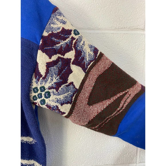 VTG Christmas Deer Reworked Hooded Sweatshirt Sz M - Picture 4 of 5